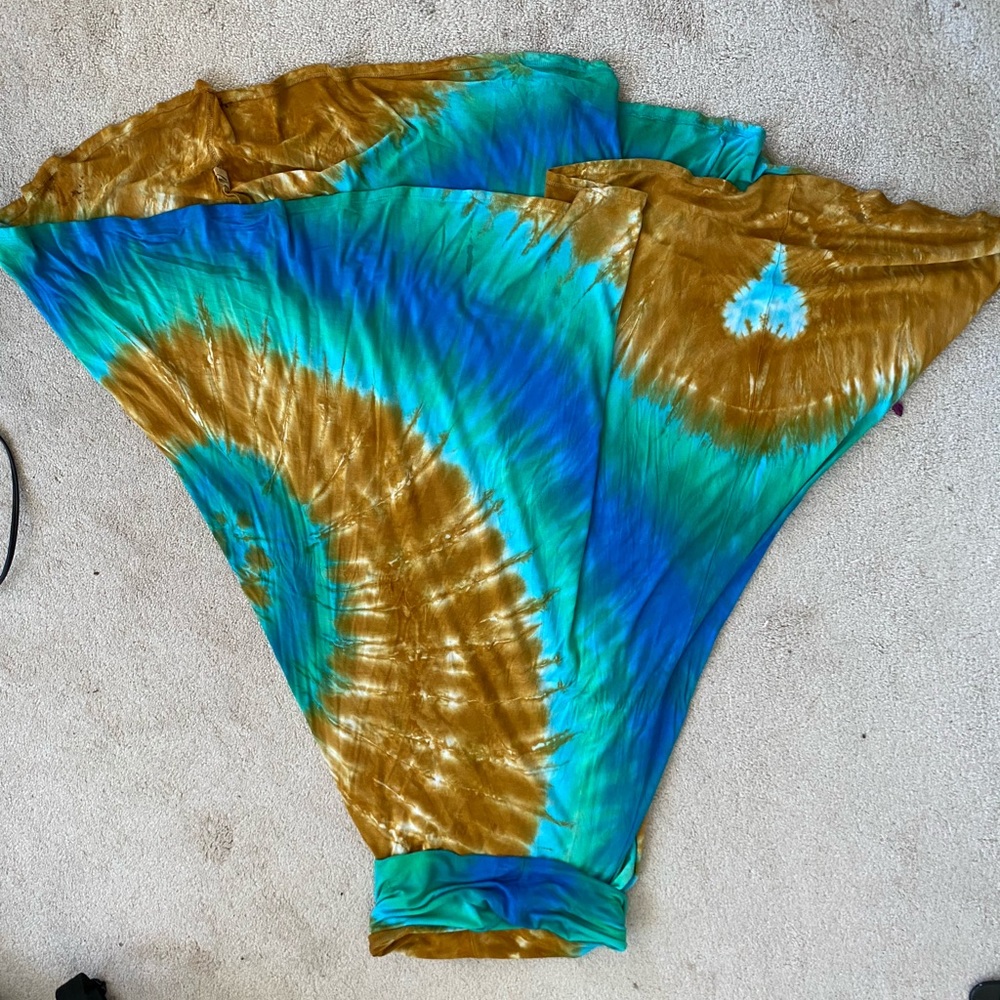 Hand died skirt local Kauai made